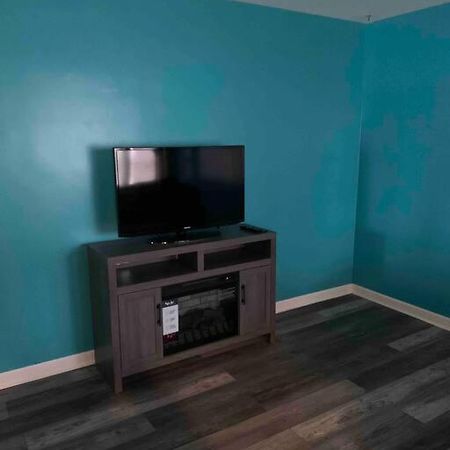 Remodeled House Minutes To Falls Attractions Villa Niagarawatervallen Buitenkant foto